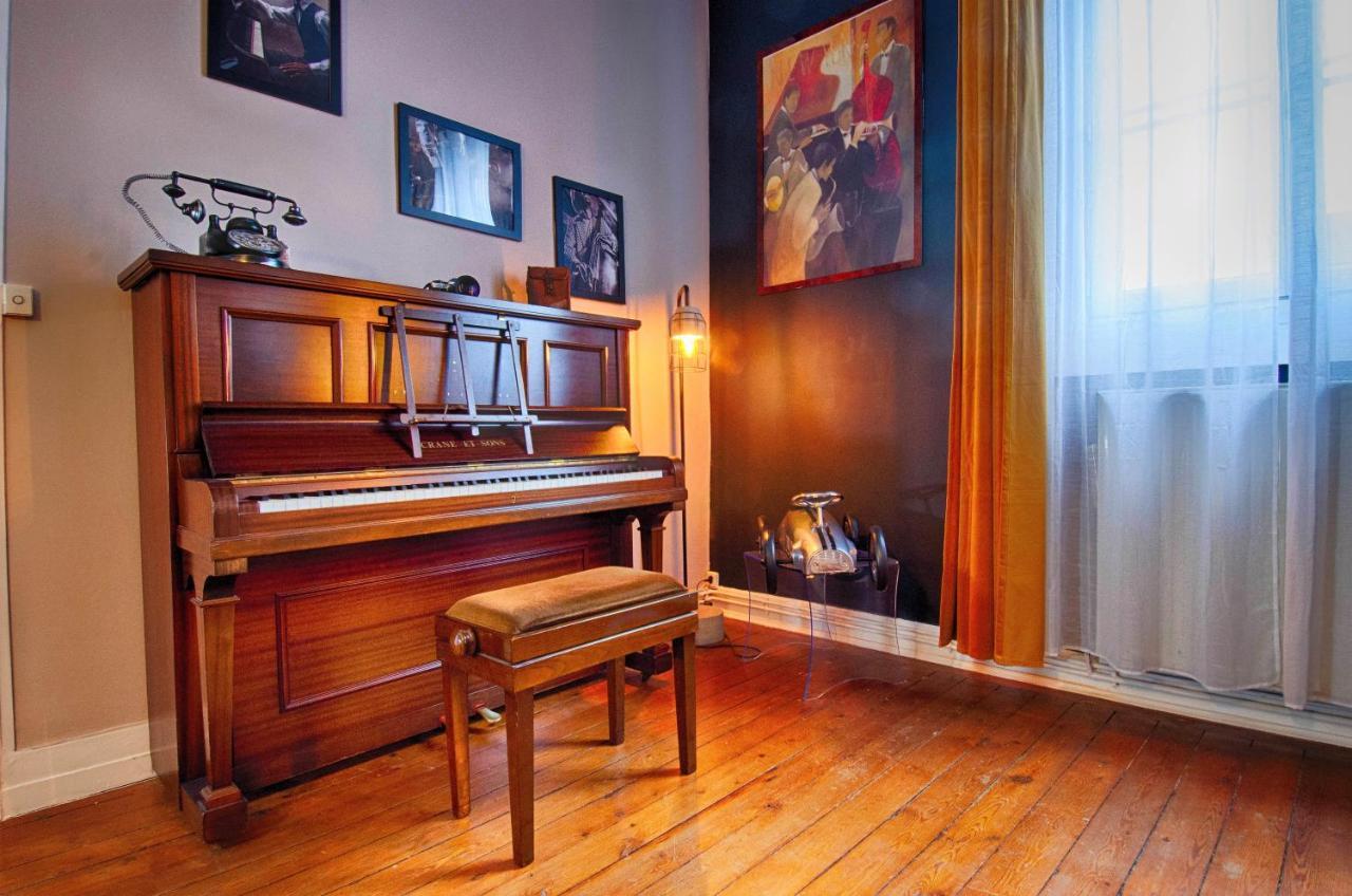 Sweet Nina Jazz Appartement Pour 5 Voyageurs, Situe A La Place De La Republique, Avec Parking Et Lit Queen Size Le Mans Exterior photo